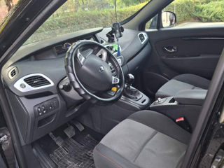 Renault Scenic foto 3