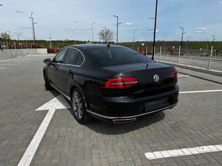 Volkswagen Passat foto 4