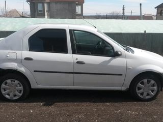 Dacia Logan foto 4