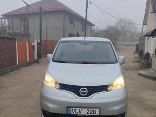 Nissan NV200