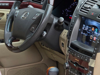 Lexus LS Series foto 7