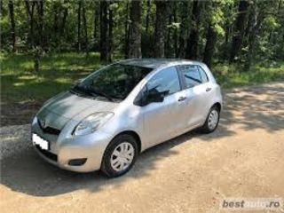 Toyota Yaris foto 1