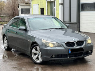 BMW 5 Series foto 5