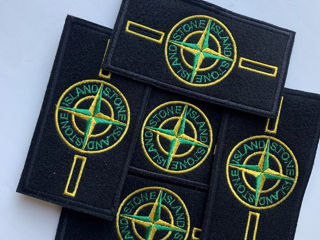 Фото патча stone island