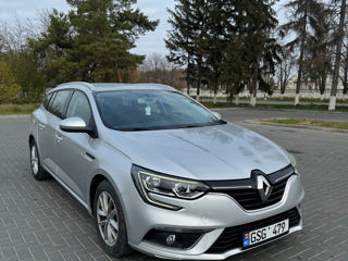 Renault Megane foto 2