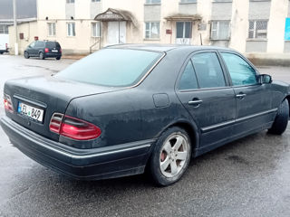 Mercedes E-Class