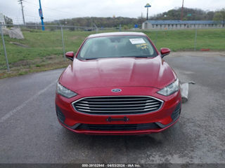 Ford Fusion foto 2