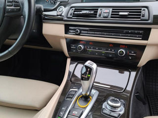 BMW 5 Series foto 5