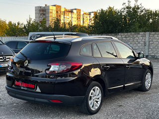 Renault Megane foto 6