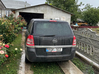 Opel Zafira foto 3