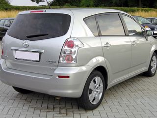 Piese -toyota corolla-verso,corolla,avensis,camry,rav-4