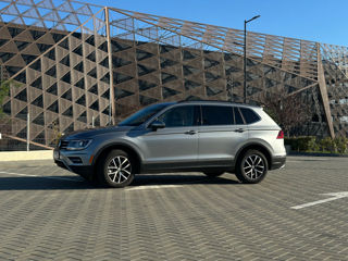 Volkswagen Tiguan foto 1