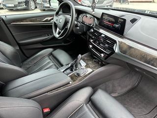 BMW 5 Series foto 15