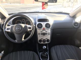 Opel Corsa foto 6