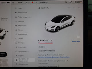 Tesla Model 3 foto 20