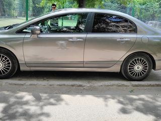 Honda Civic Hibrid foto 5