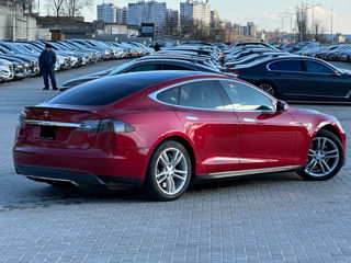 Tesla Model S foto 4