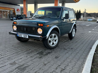 Lada / ВАЗ 2121 (4x4)