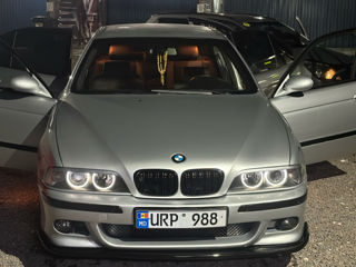 BMW 5 Series foto 7