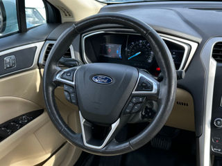 Ford Fusion foto 11