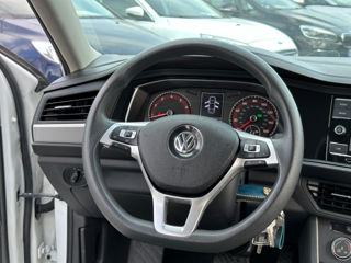 Volkswagen Jetta foto 9