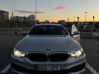 BMW 5 Series foto 6