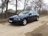 BMW 5 Series foto 4