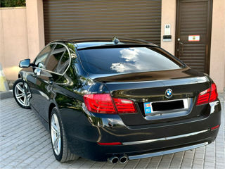 BMW 5 Series foto 7