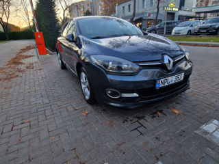 Renault Megane foto 2