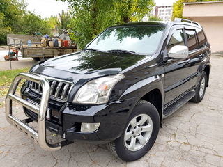 Toyota Land Cruiser Prado foto 4