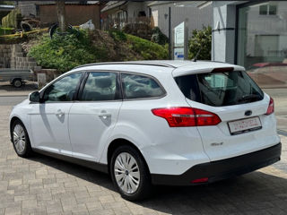 Ford Focus foto 8