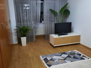 Apartament cu 2 camere! 77 m ,centru Chisinau foto 6