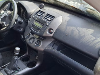 Toyota Rav 4 foto 4