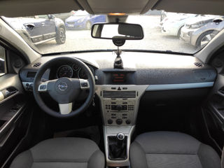 Opel Astra foto 9