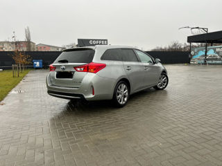 Toyota Auris foto 4