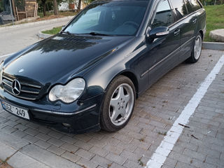 Mercedes C-Class