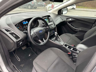 Ford Focus foto 9