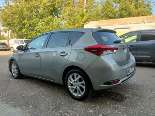 Toyota Auris foto 5