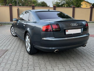 Audi A8 foto 2