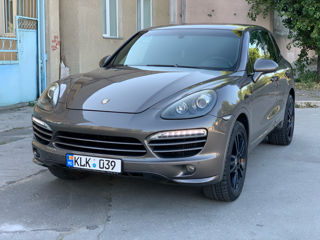 Porsche Cayenne foto 1