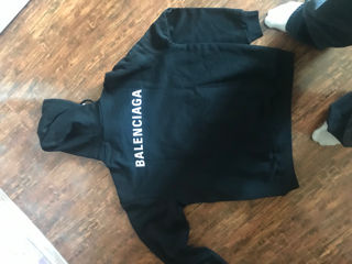 balenciaga hodie foto 4