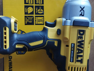 DeWalt DCF900