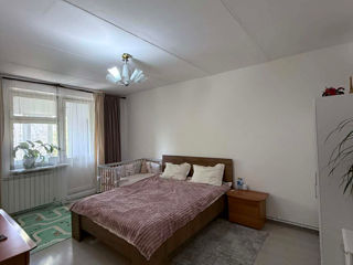 2-комн. кв., 60 м², 2/5 эт.