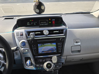 Toyota Prius + foto 7