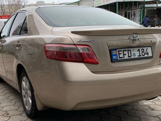 Toyota Camry foto 2