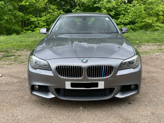 BMW 5 Series foto 7