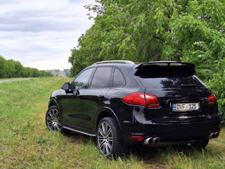 Porsche Cayenne foto 4