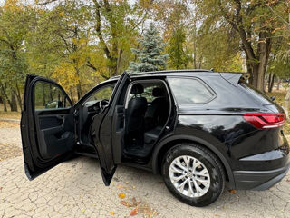 Volkswagen Touareg foto 3