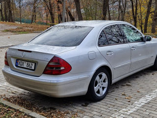 Mercedes E-Class foto 7