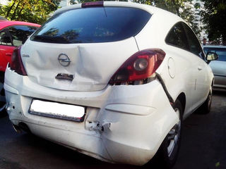 Opel Corsa foto 1